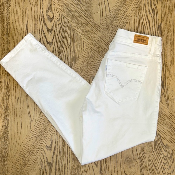 Levi's Denim - Levi’s 512 Perfectly Slimming Ankle Pencil White Denim cropped Pants Size 4